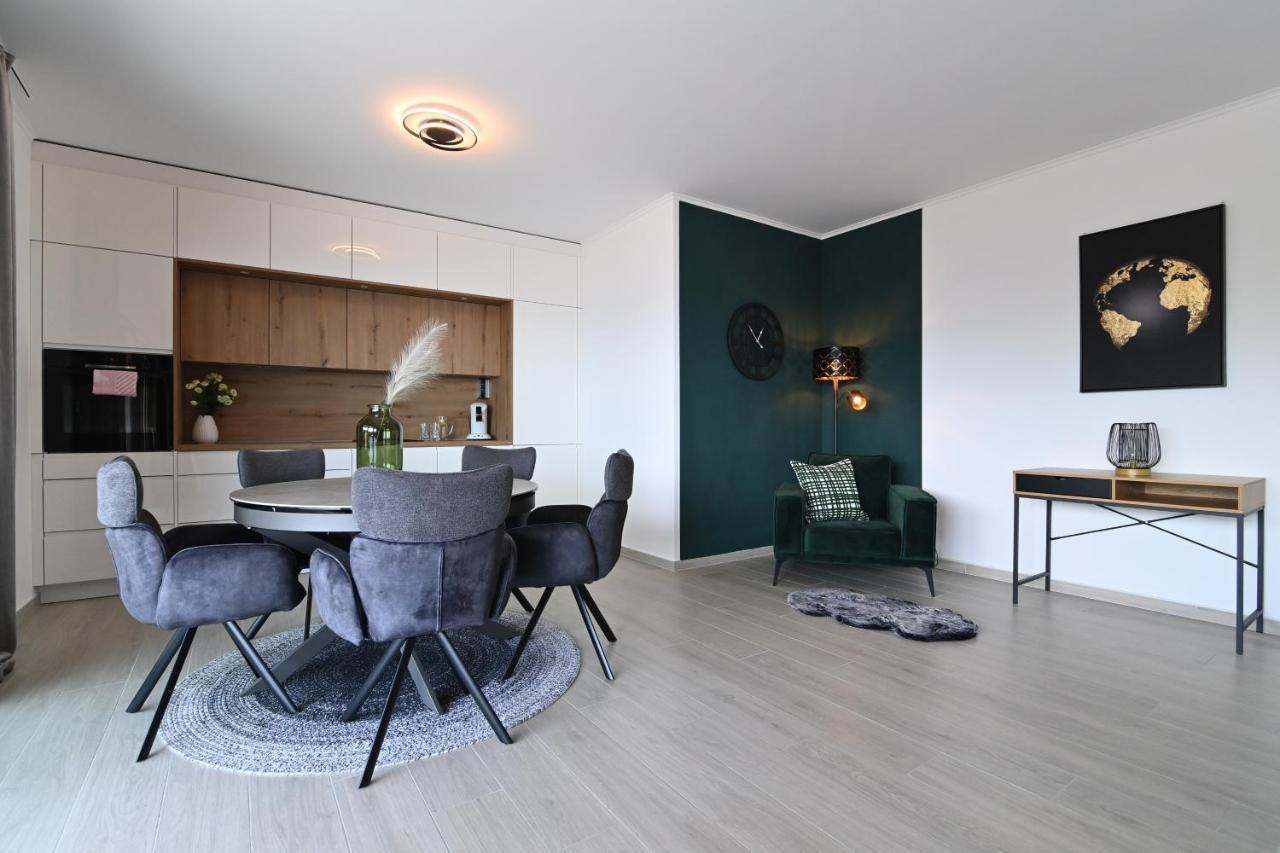Sea View Deluxe Apartment Рийека Екстериор снимка
